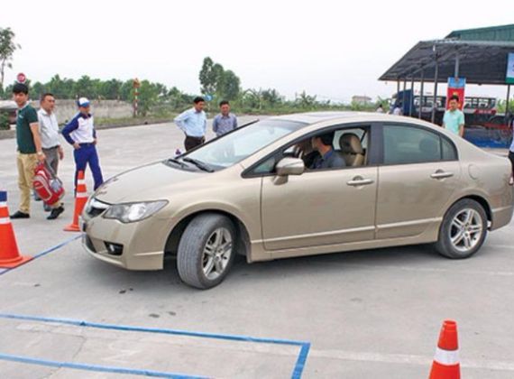 KHÓA HỌC LÁI XE HẠNG B  SỐ TỰ ĐỘNG